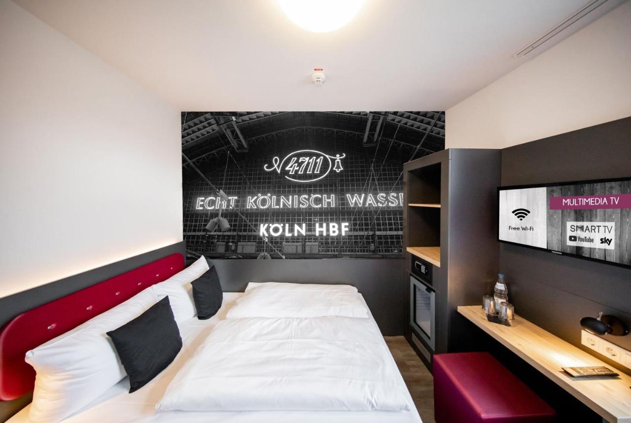 Smarty Cologne Dom Hotel - Boardinghouse - Kontaktloser Self Check-In Bagian luar foto