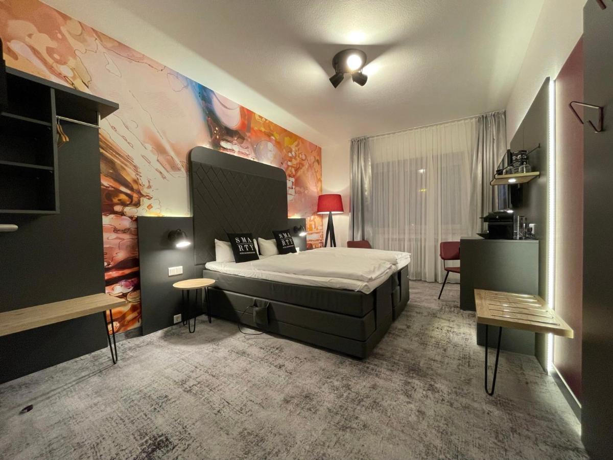 Smarty Cologne Dom Hotel - Boardinghouse - Kontaktloser Self Check-In Bagian luar foto