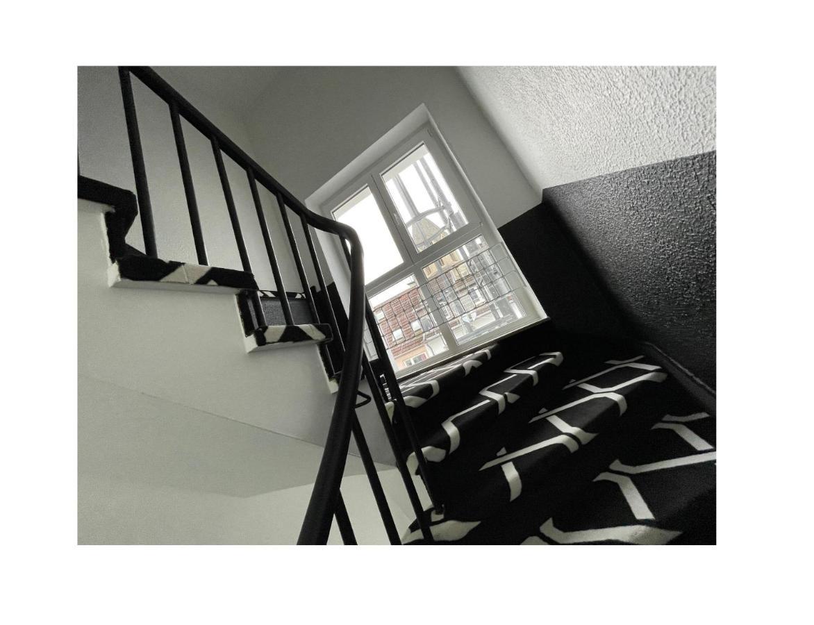 Smarty Cologne Dom Hotel - Boardinghouse - Kontaktloser Self Check-In Bagian luar foto