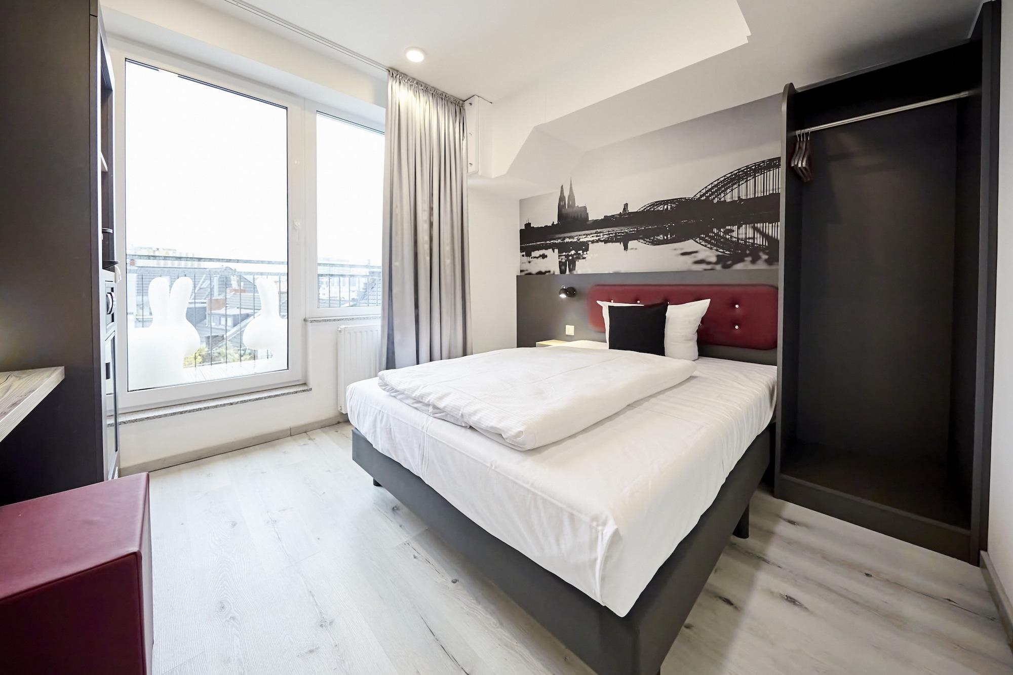 Smarty Cologne Dom Hotel - Boardinghouse - Kontaktloser Self Check-In Bagian luar foto