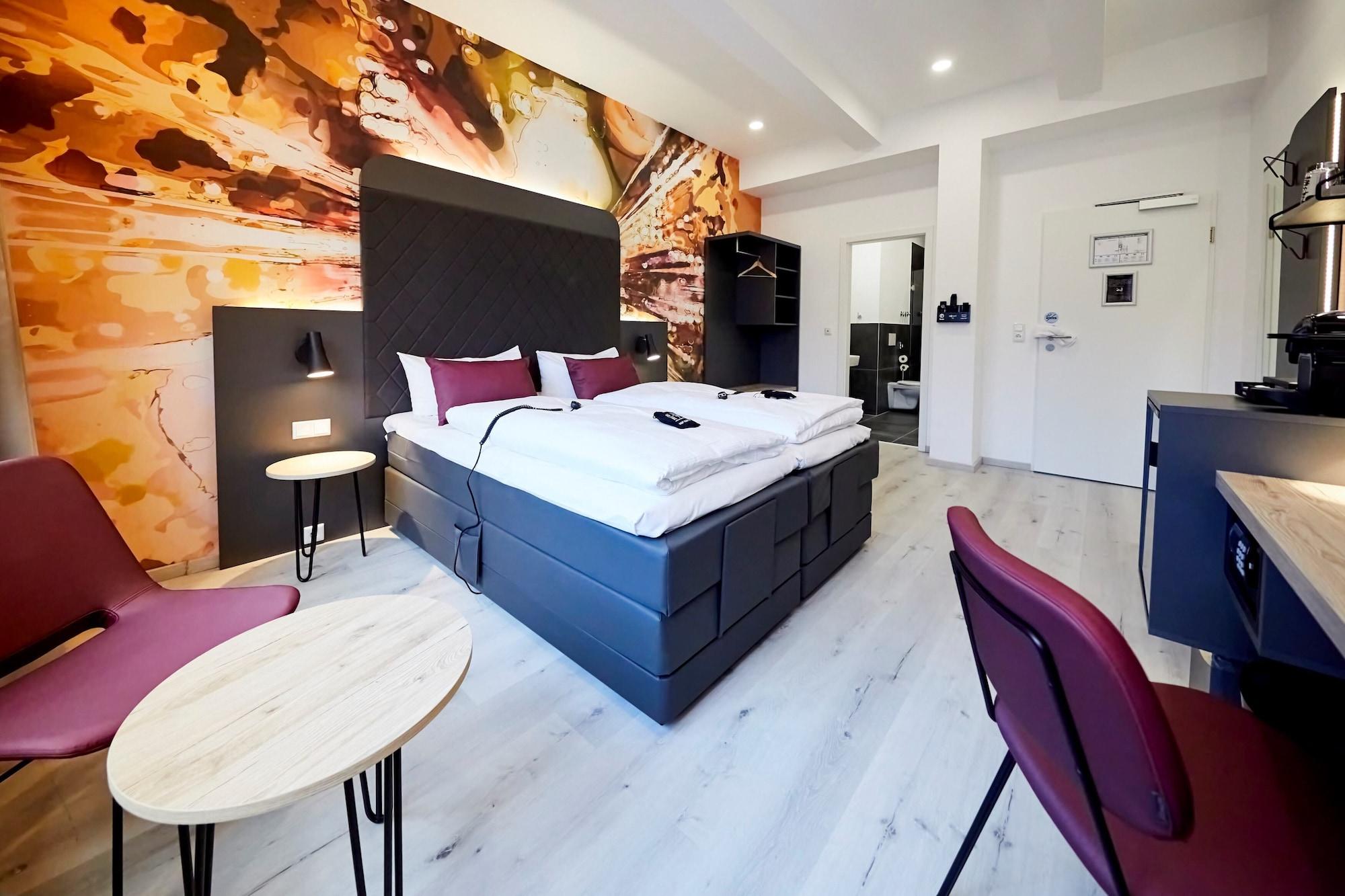 Smarty Cologne Dom Hotel - Boardinghouse - Kontaktloser Self Check-In Bagian luar foto