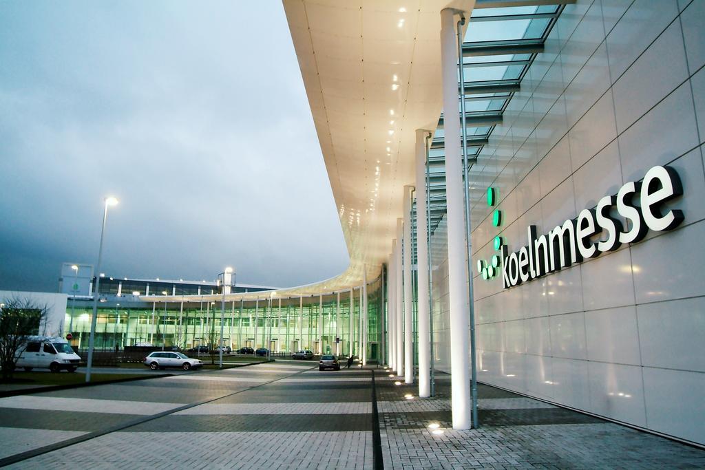 Smarty Cologne Dom Hotel - Boardinghouse - Kontaktloser Self Check-In Bagian luar foto