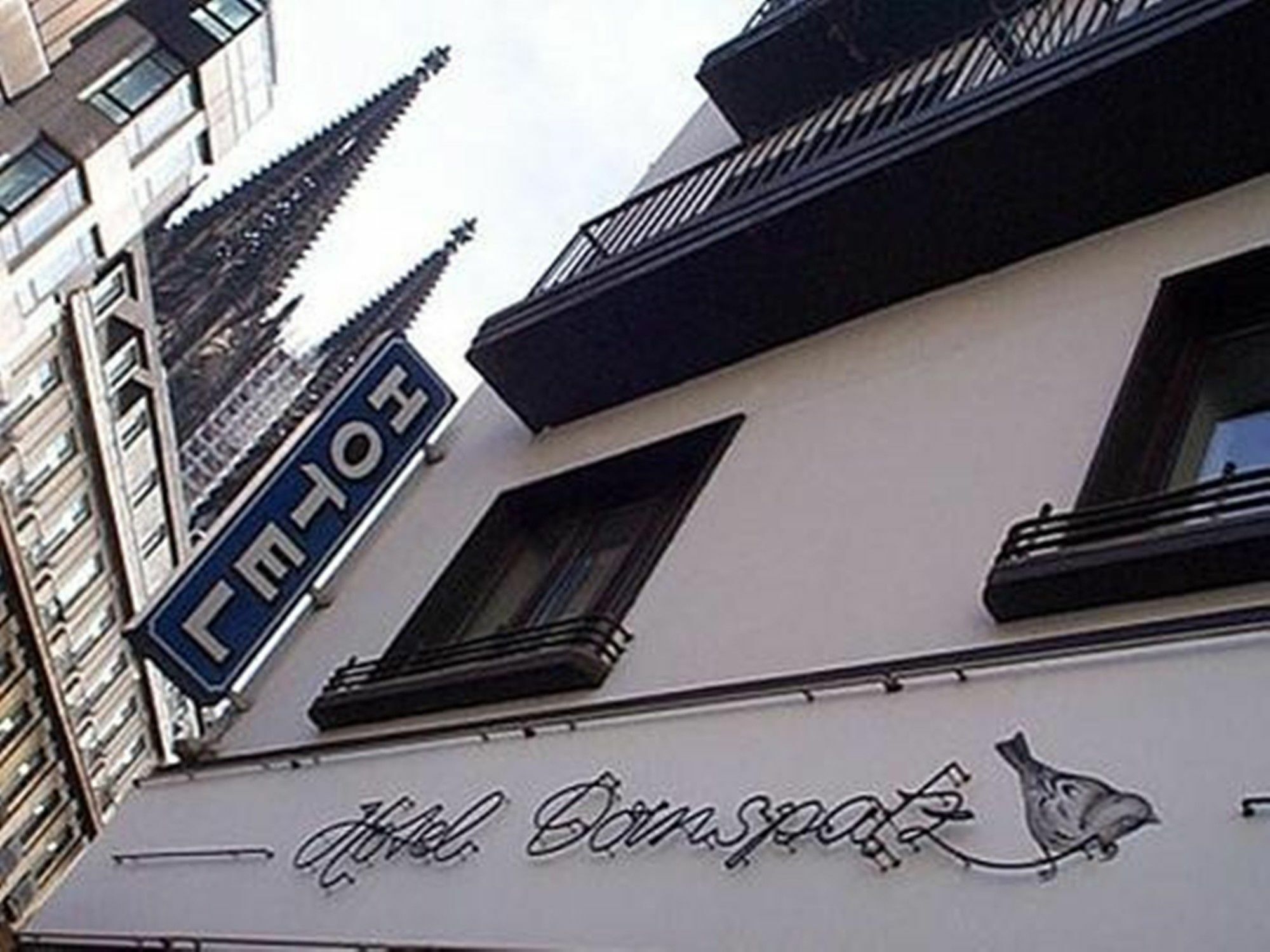 Smarty Cologne Dom Hotel - Boardinghouse - Kontaktloser Self Check-In Bagian luar foto