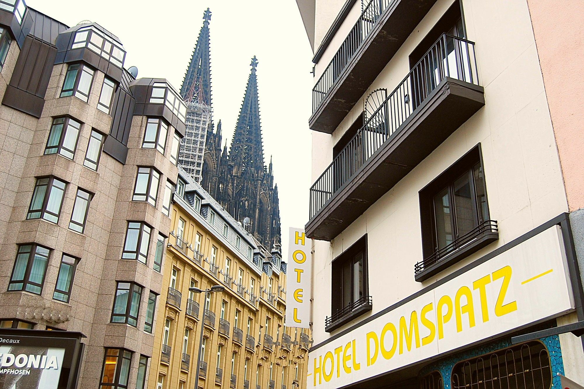 Smarty Cologne Dom Hotel - Boardinghouse - Kontaktloser Self Check-In Bagian luar foto